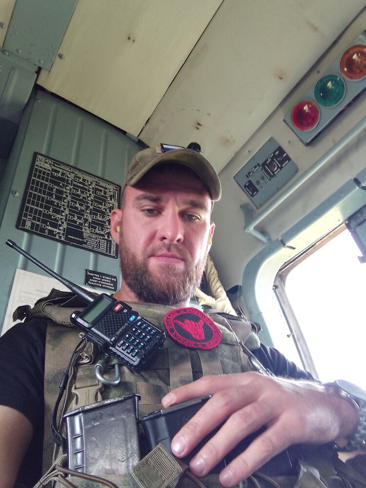  37414428  Boroda, 30 ,    