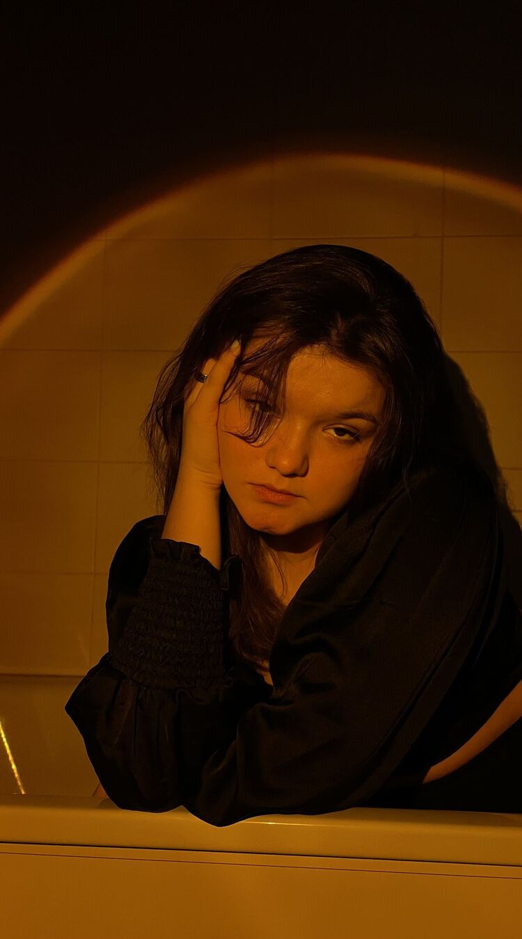 ���� 25707298 ������� �����, 22 ����, ���� ���������� � ����������