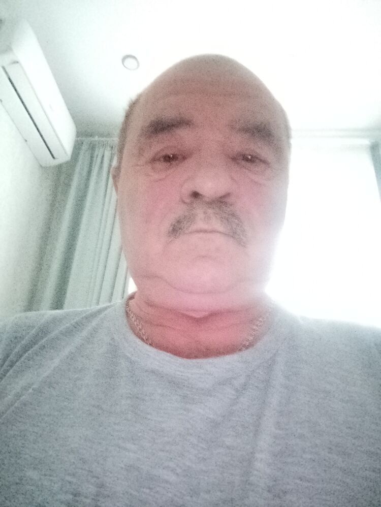  40834268  , 70 ,    