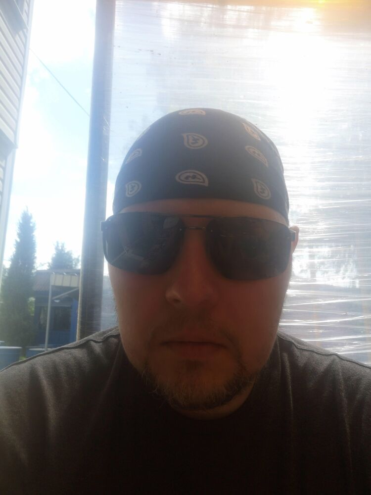  33983078  , 37 ,    