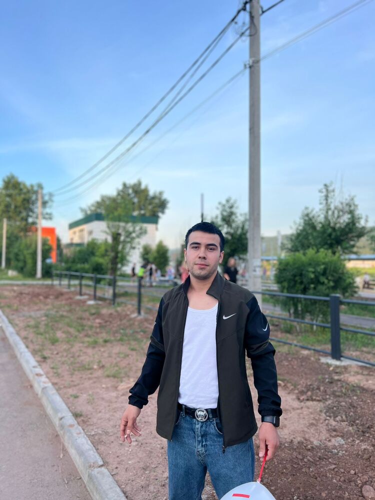  52412298  , 22 ,    -