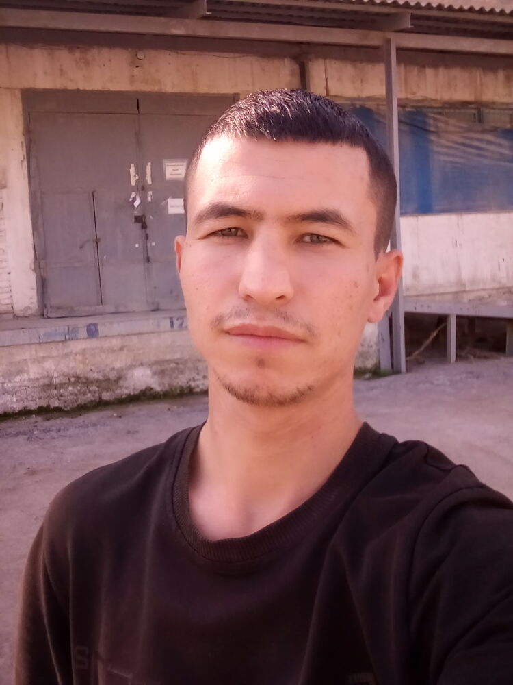  19826358  Ahaybek, 29 ,    