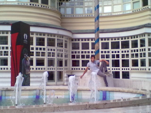  4757498  Andrei, 40 ,    