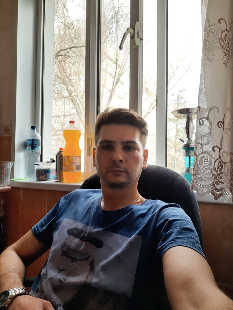  ,   Sergiu, 37 ,   ,   , c 