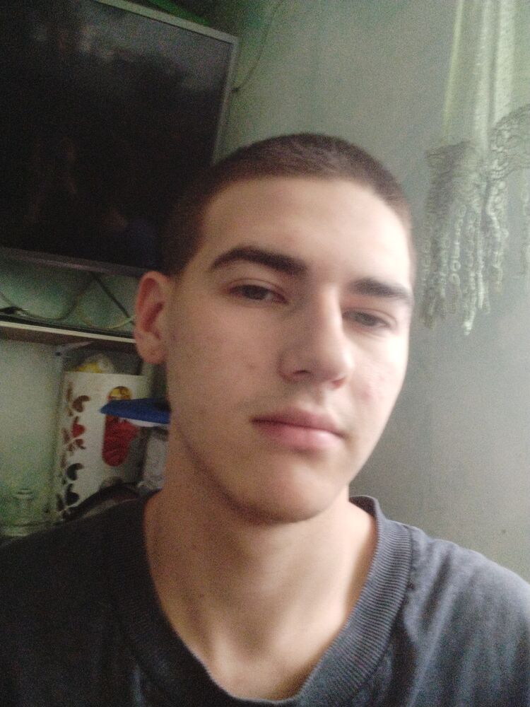  52788558  , 18 ,    