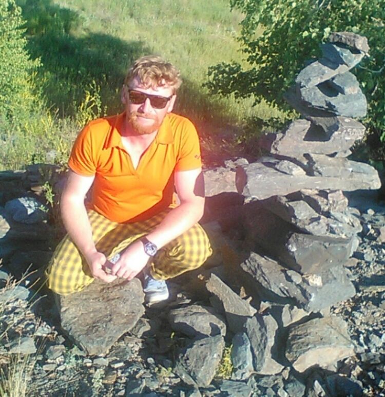  8439588  , 47 ,    
