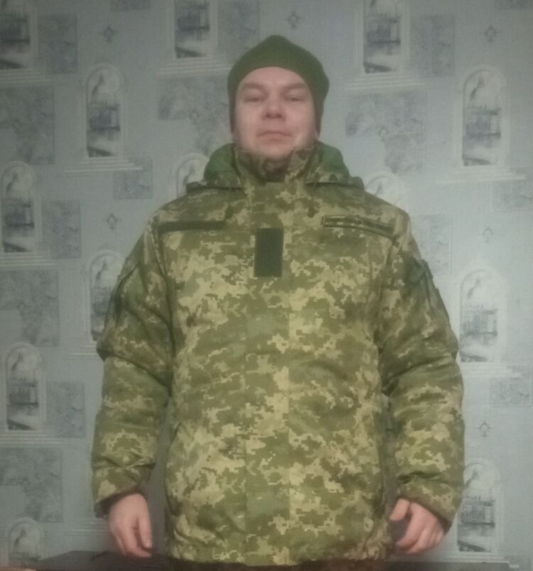  41217318  Pavlo, 33 ,    