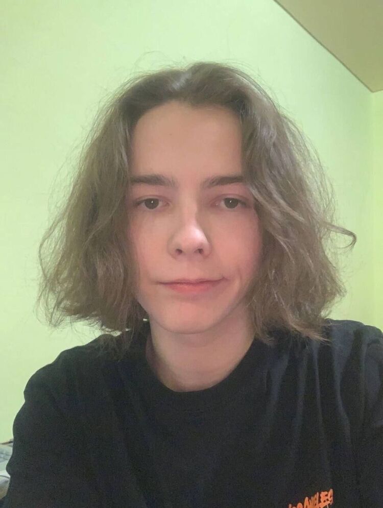  31252768  Fedor, 21 ,    