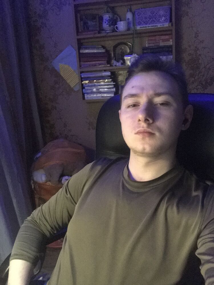  ,   Vitaliy, 20 ,   ,   