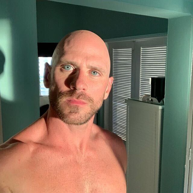  46754898  David, 39 ,    