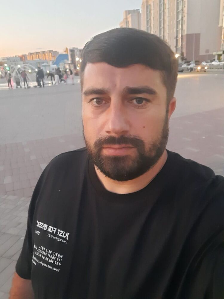  28357328  , 39 ,    