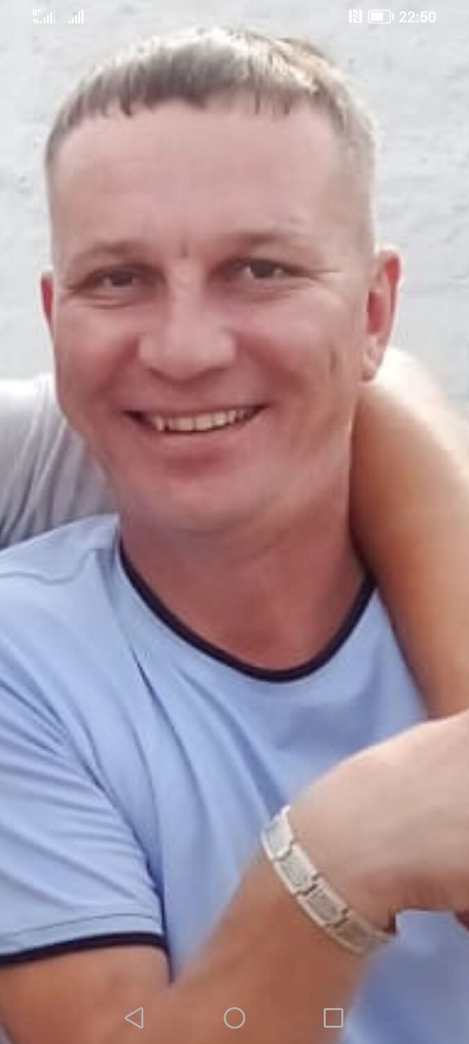  37287318  Samat, 40 ,    