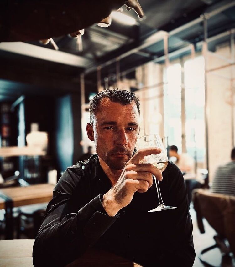 ���� 46916228 ������� �����, 43 ����, ���� ���������� � ������