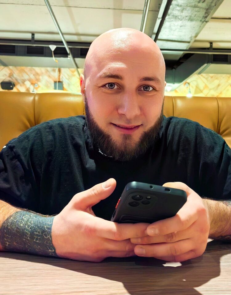  ,   Valery, 30 ,   ,   