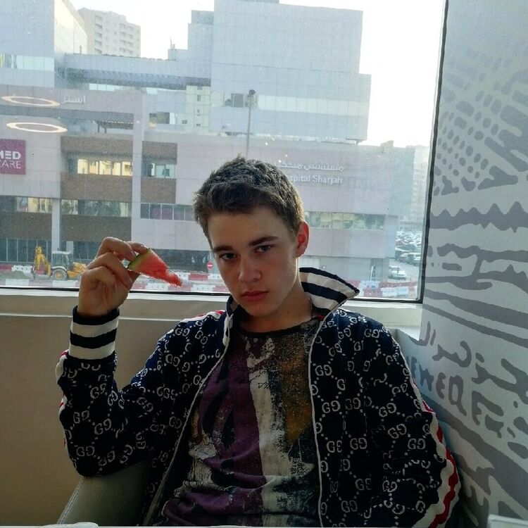 ���� 21646888 ����� ������, 24 ����, ���� ���������� � �����������