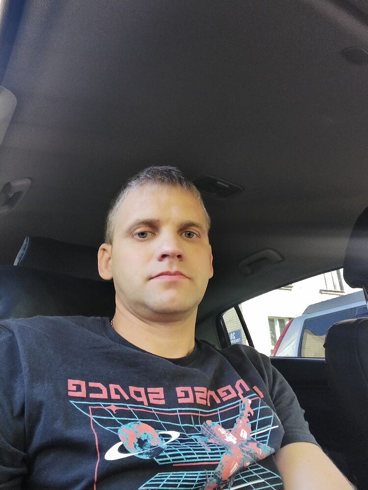  45085228  , 39 ,    