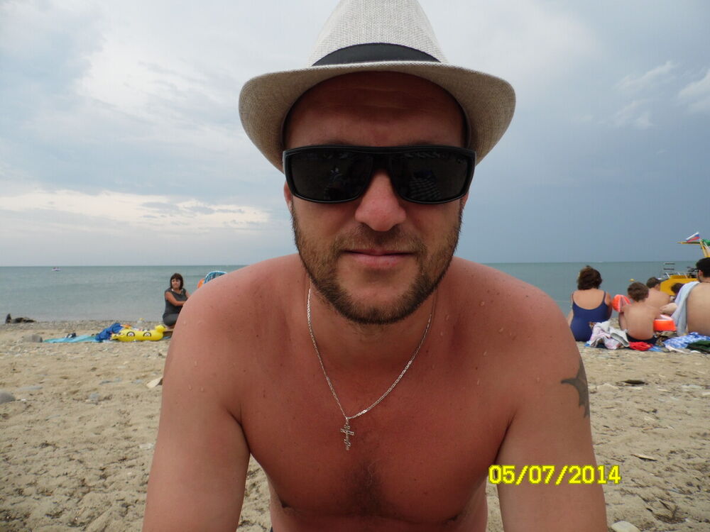  ,   Alex, 48 ,   ,   , c 