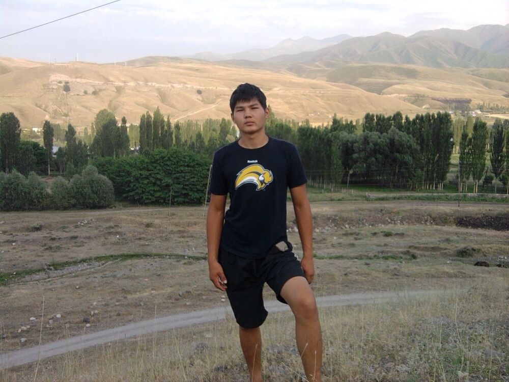  ,   Alisher, 29 ,   