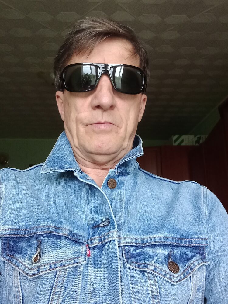  27053838  , 62 ,    