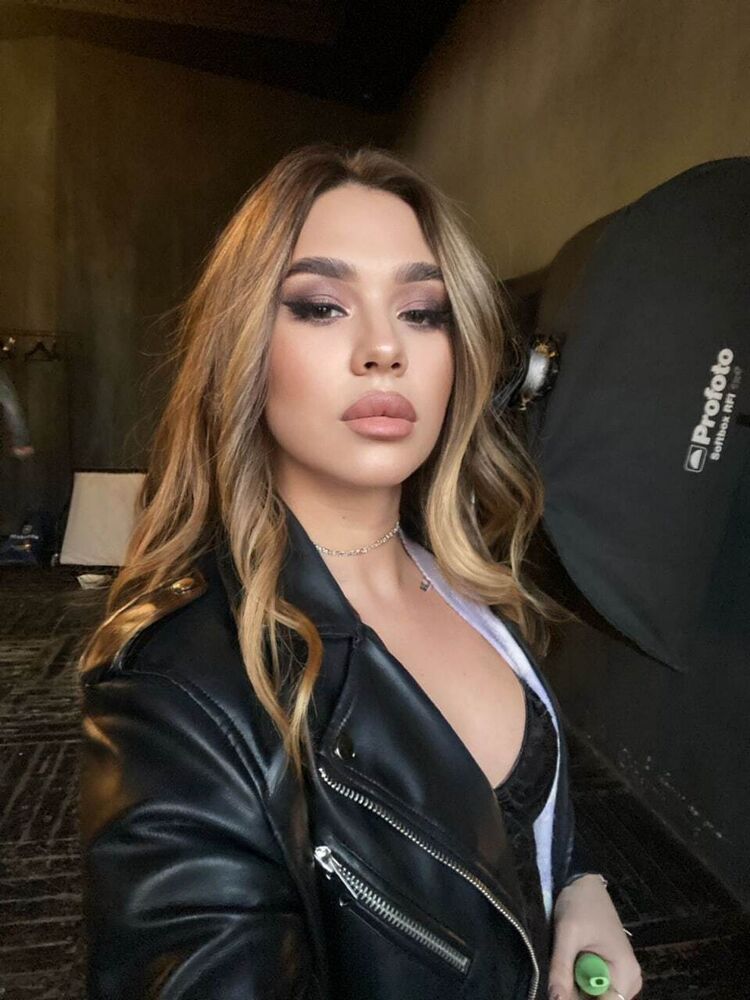  -,   , 22 ,   ,   