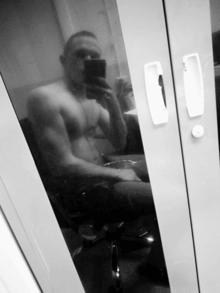  33378898  , 23 ,    -