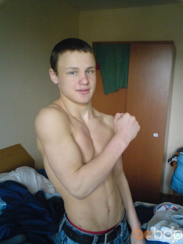  ,   Romik, 34 ,  