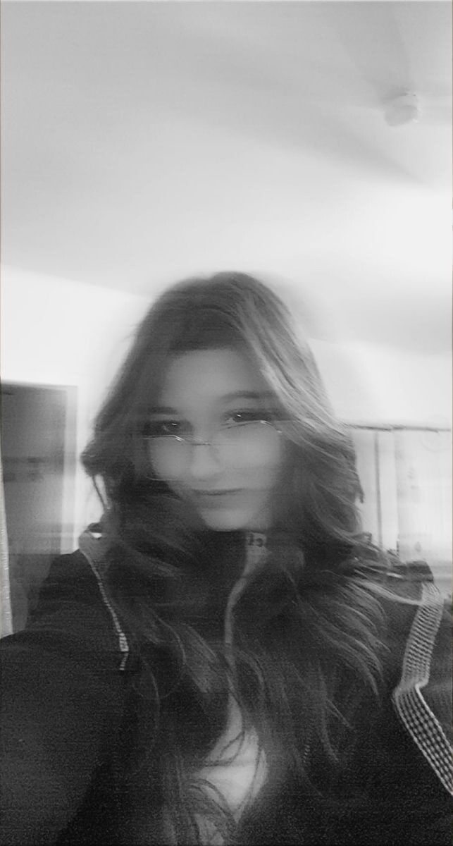  41928848  , 21 ,    