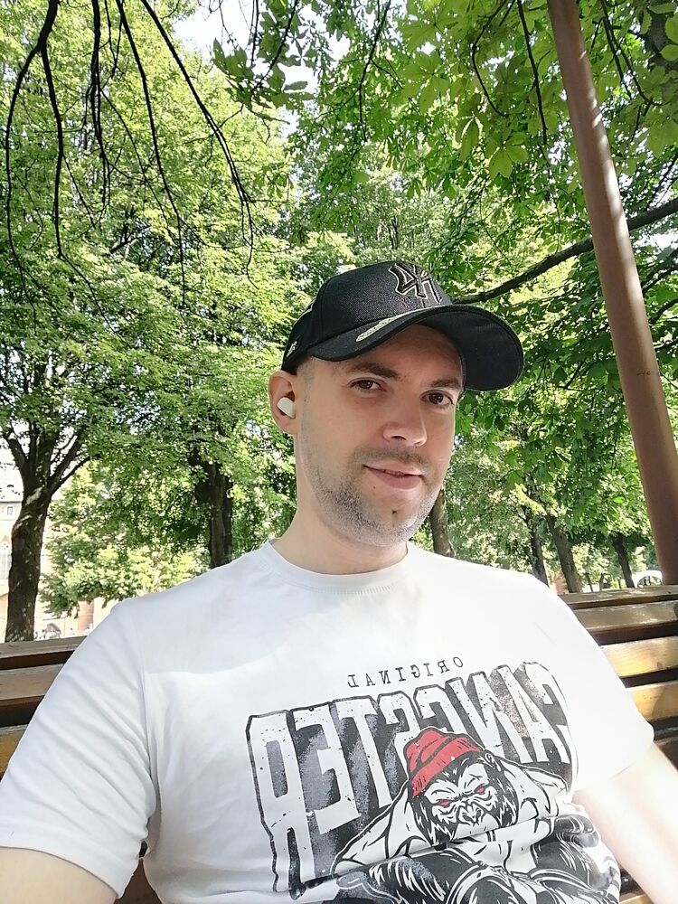  ,   Alexander, 37 ,   ,   , c 