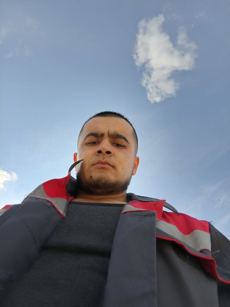  48699608  , 19 ,     