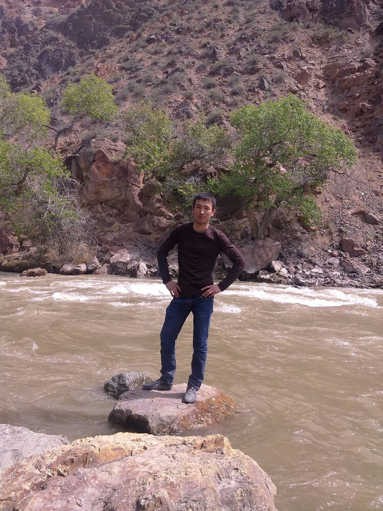  ,   Ermek, 33 ,   