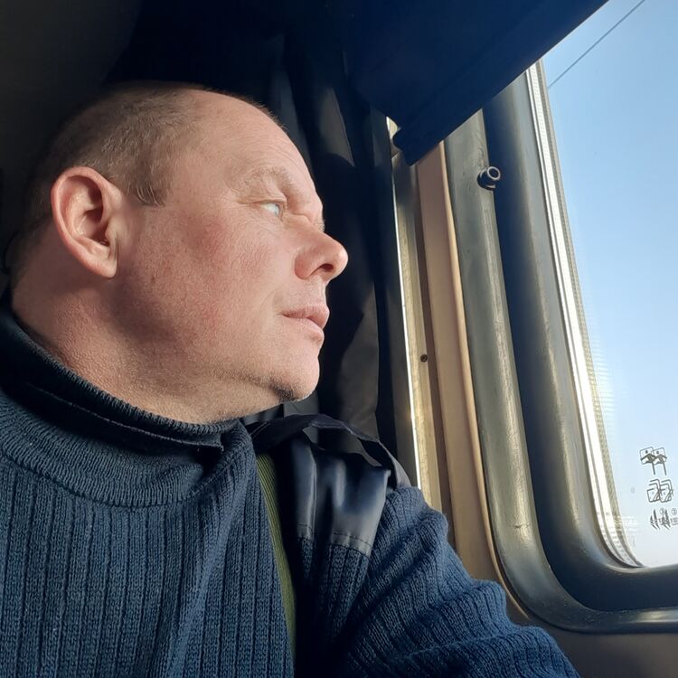  39137908  EWGENII, 47 ,    