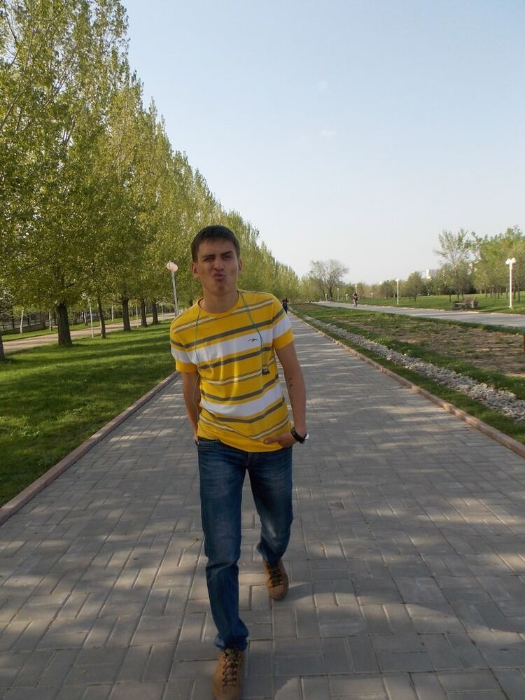  ,   Macgregor, 32 ,   ,   , c 