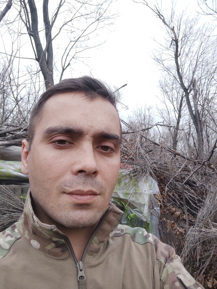  Goddard,   , 33 ,   ,   