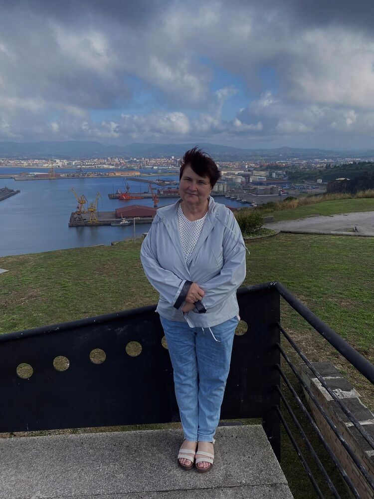  ,   Vera, 61 ,   c 
