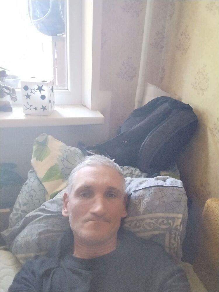  43628798  Jevgenij, 41 ,    