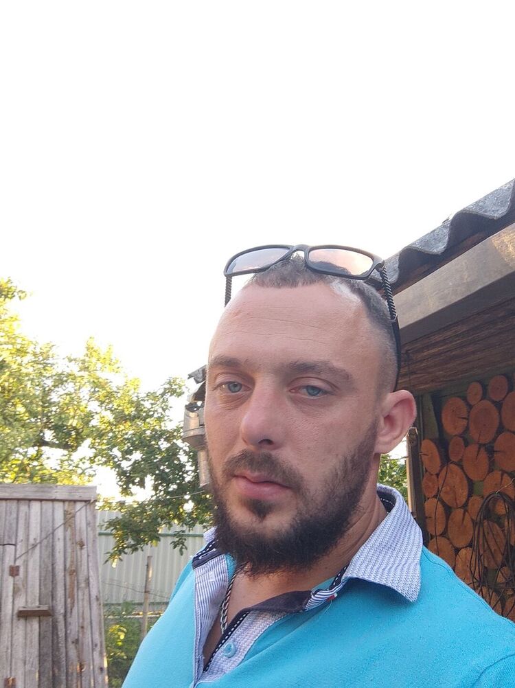  44102758  , 32 ,    