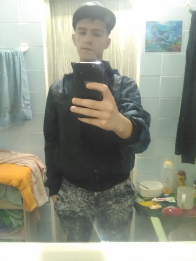  9560598  , 28 ,    