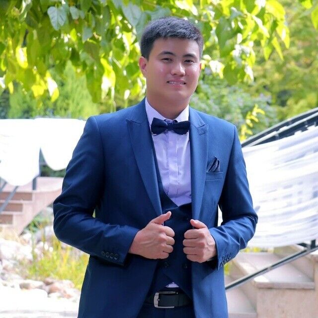  21212888  Arman, 31 ,    