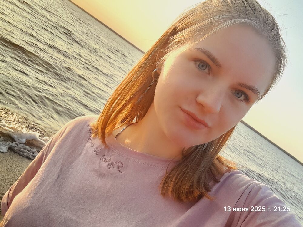  52147038  Yulya, 19 ,    