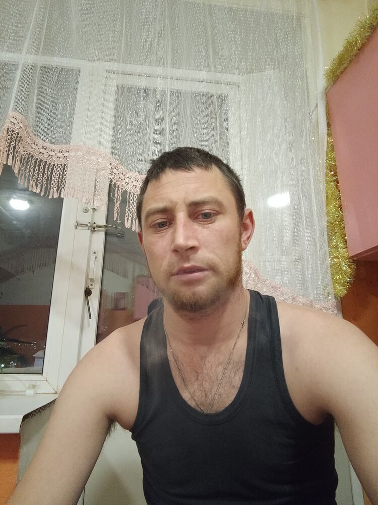  ,   Dmitry, 32 ,   ,   