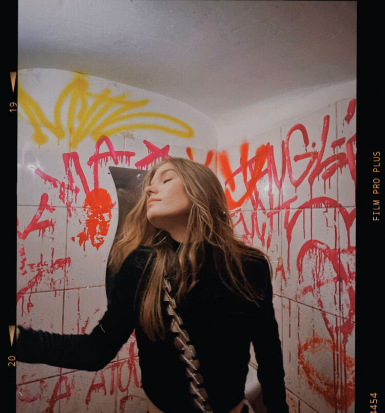  ,   , 23 ,   