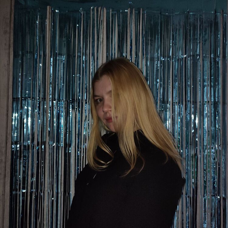  ,   Polina, 20 ,   ,   