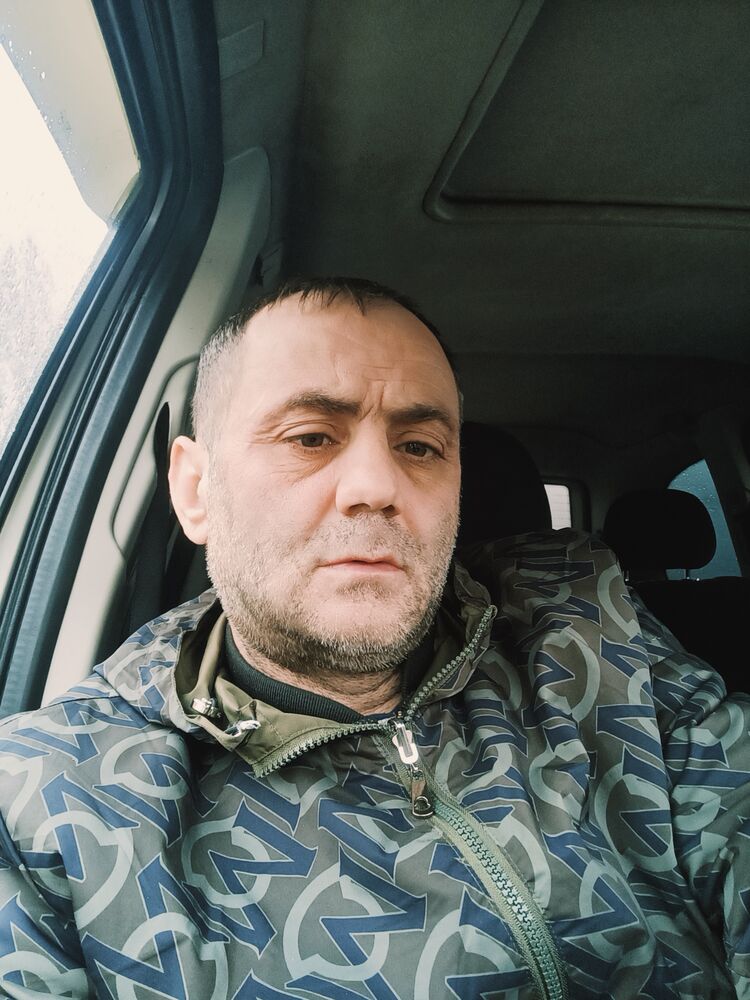  53394778  Hovo, 42 ,    