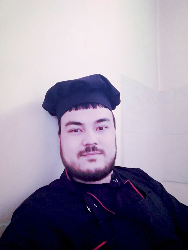  32887108  Muro, 34 ,    