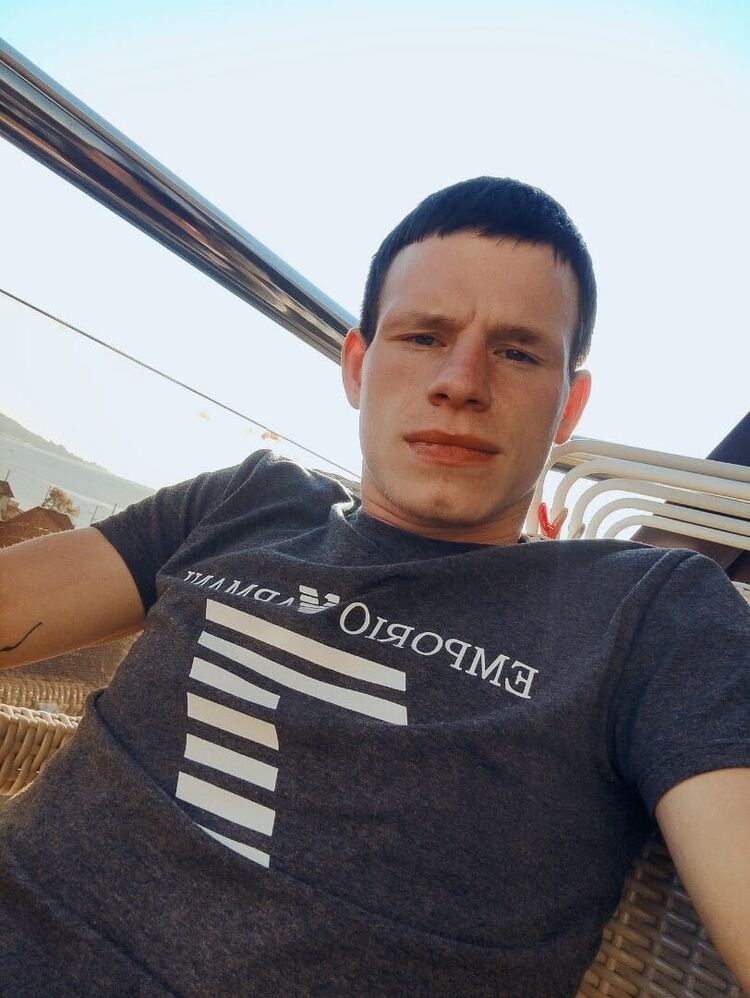  --,   , 25 ,     , c 