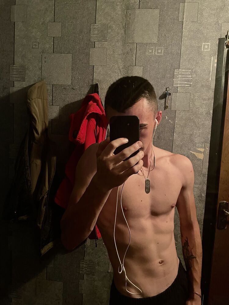  38972118  , 29 ,    