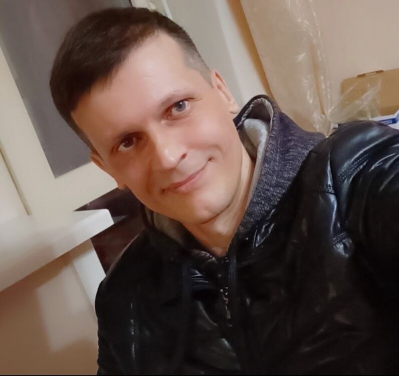 51590468  , 47 ,    