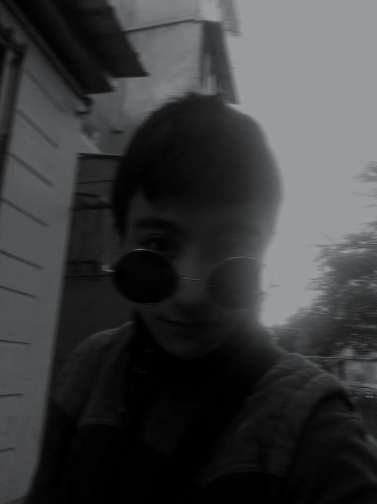  ,   MIQAEL, 25 ,   ,   