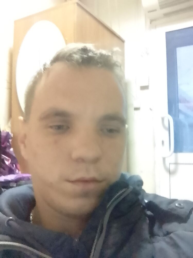  46702648  , 31 ,    