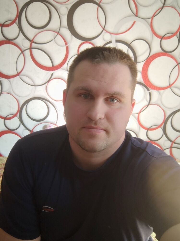  52807268  , 32 ,    